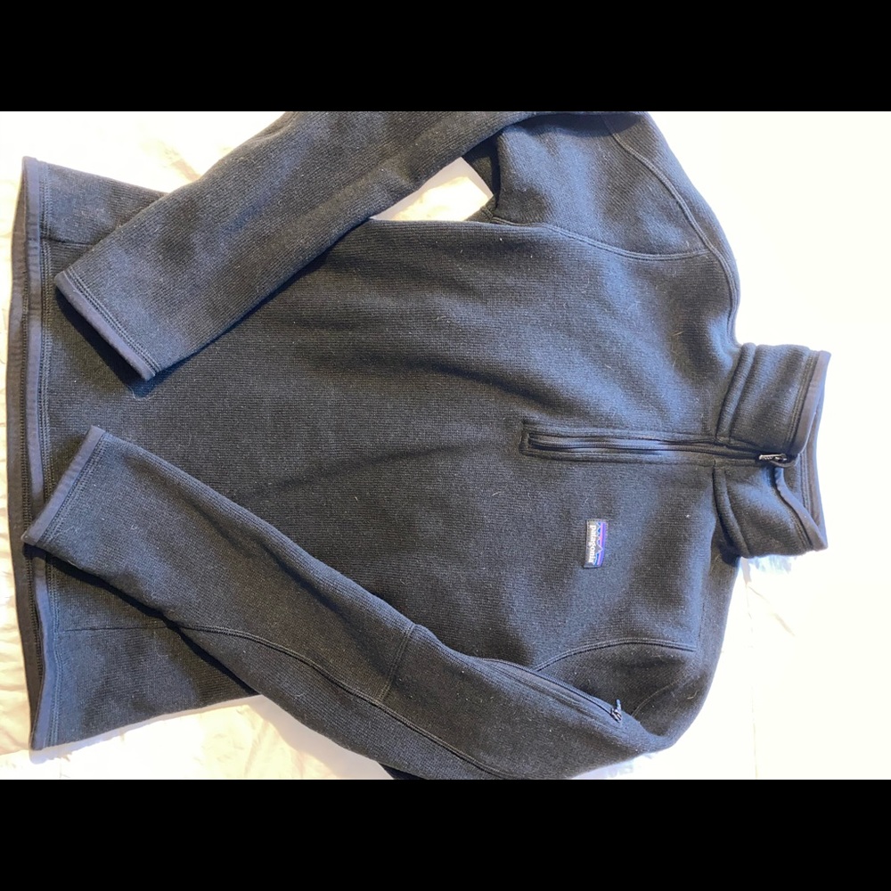 Black Patagonia better sweater